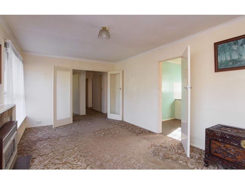 71 Dryden Concourse, Mooroolbark VIC 3138