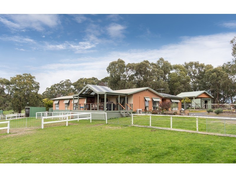 14 Coopers Road, Macclesfield VIC 3782