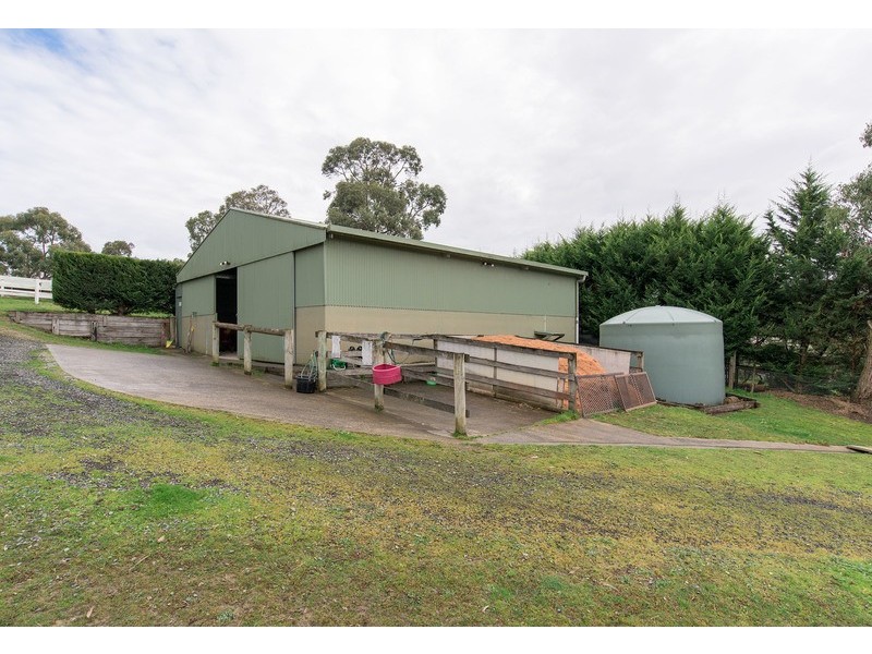 14 Coopers Road, Macclesfield VIC 3782