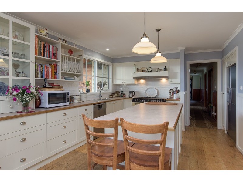 14 Coopers Road, Macclesfield VIC 3782