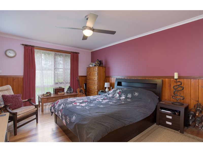 14 Coopers Road, Macclesfield VIC 3782