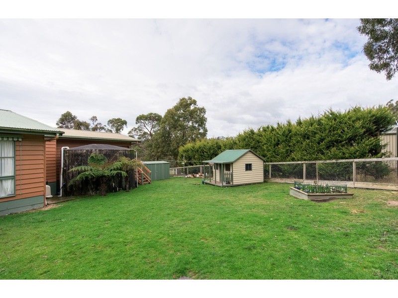 14 Coopers Road, Macclesfield VIC 3782