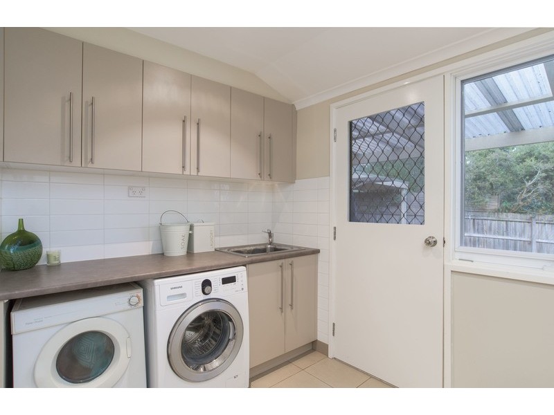 6 Summer Place, Mooroolbark VIC 3138