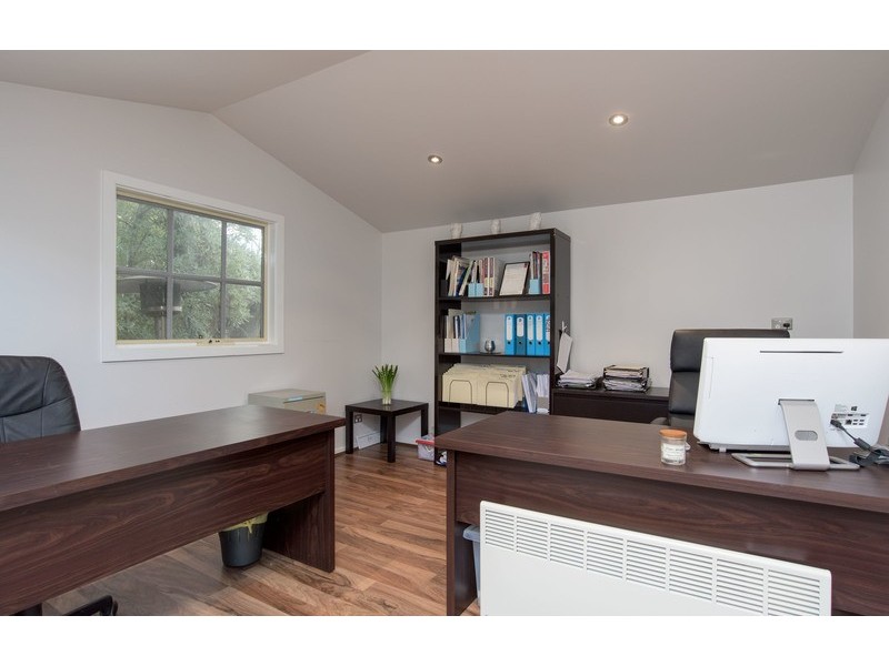 6 Summer Place, Mooroolbark VIC 3138