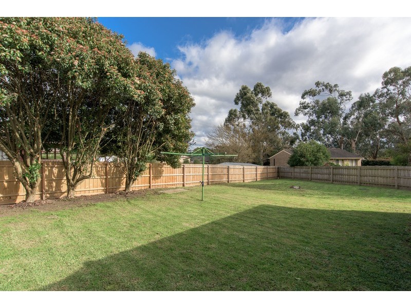 4 Henry Street, Healesville VIC 3777