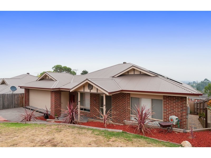 11 Bastow Road, Lilydale VIC 3140