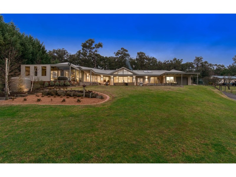 165A Bailey Road, Mount Evelyn VIC 3796