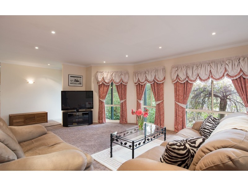 32 Bristol Crescent, Lilydale VIC 3140