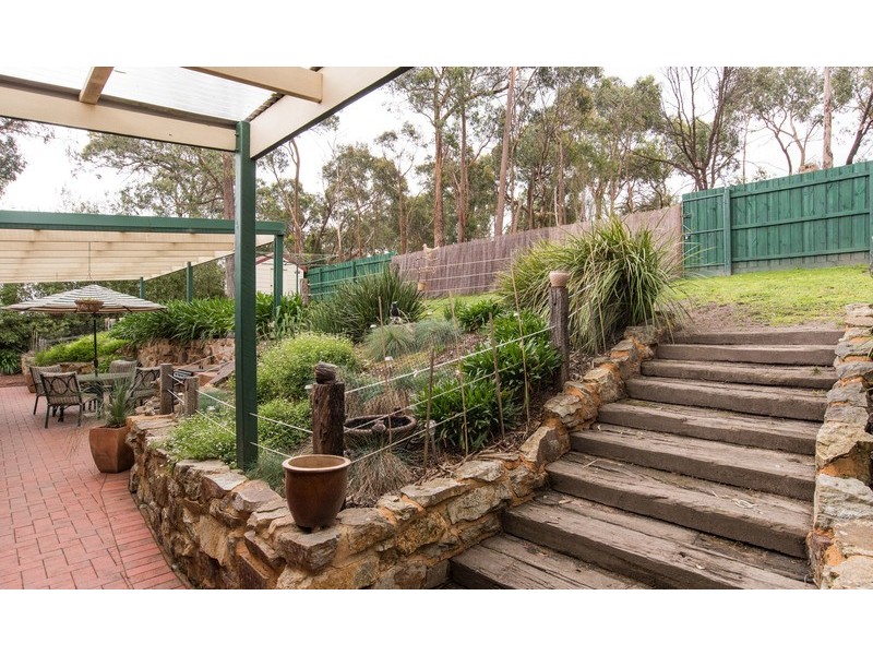 32 Bristol Crescent, Lilydale VIC 3140