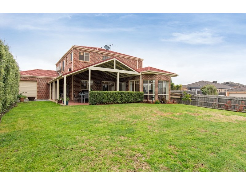 1 Tudor Drive, Mooroolbark VIC 3138