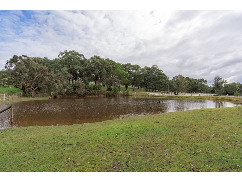 14 Coopers Road, Macclesfield VIC 3782
