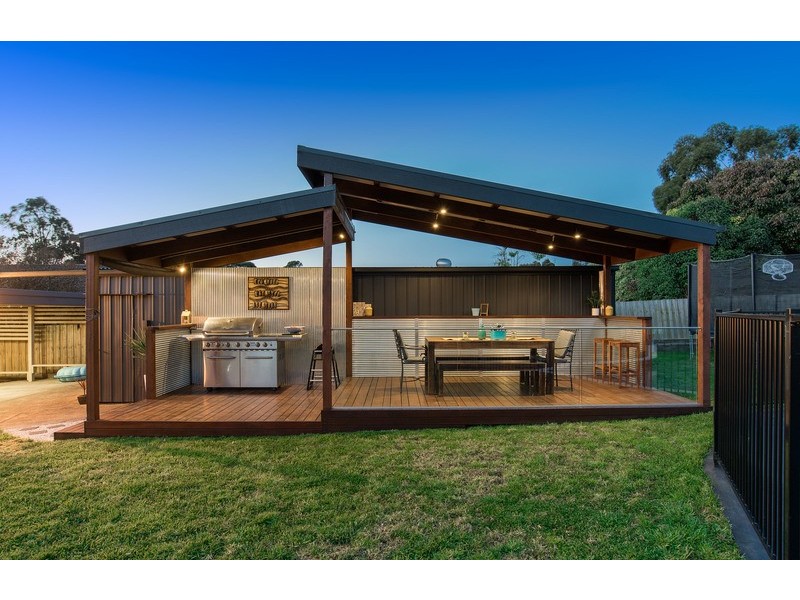 54 Kimberley Drive, Chirnside Park VIC 3116