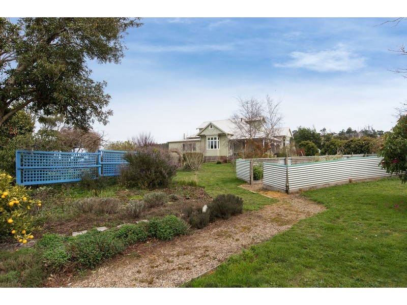 101 Whittlesea-Kinglake Road, Kinglake VIC 3763