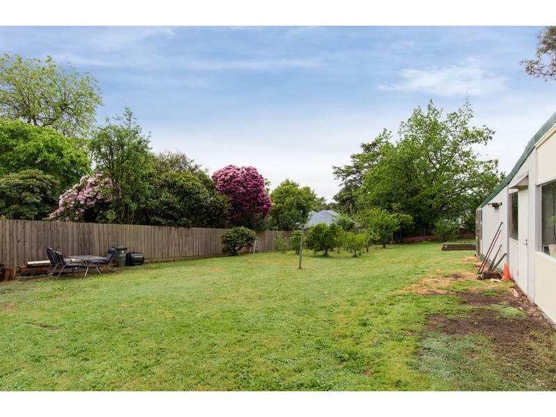 2 Grantully Road, Mount Evelyn VIC 3796