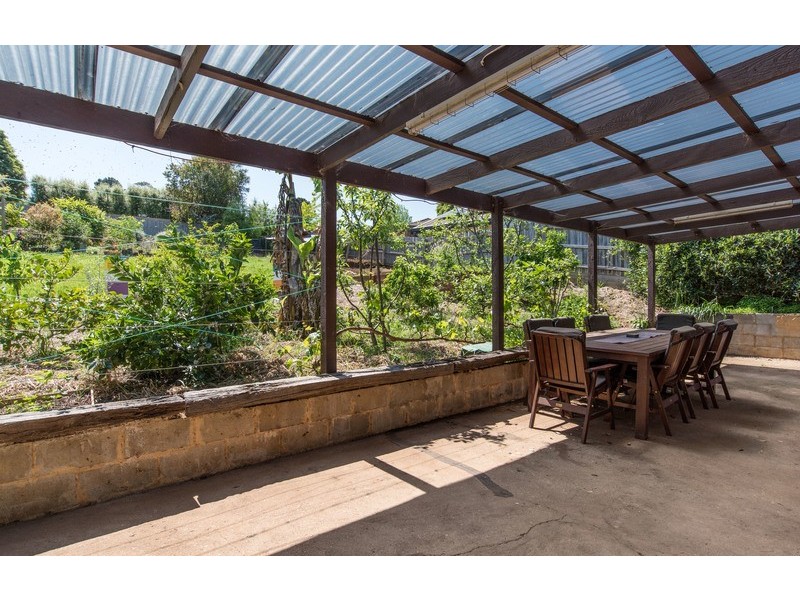 5 Eastwood Crescent, Mooroolbark VIC 3138