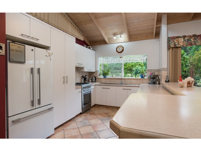 4 Mulhalls Road, Macclesfield VIC 3782