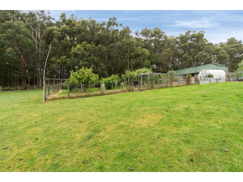 4 Mulhalls Road, Macclesfield VIC 3782
