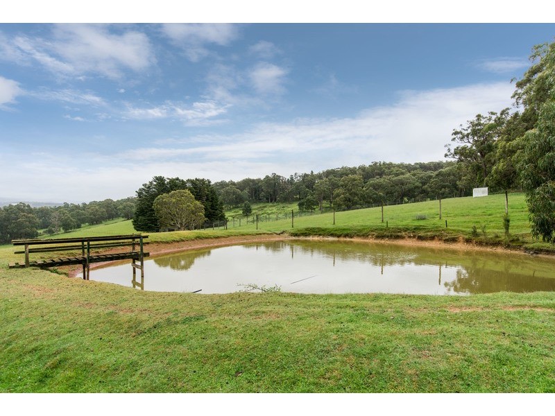 4 Mulhalls Road, Macclesfield VIC 3782