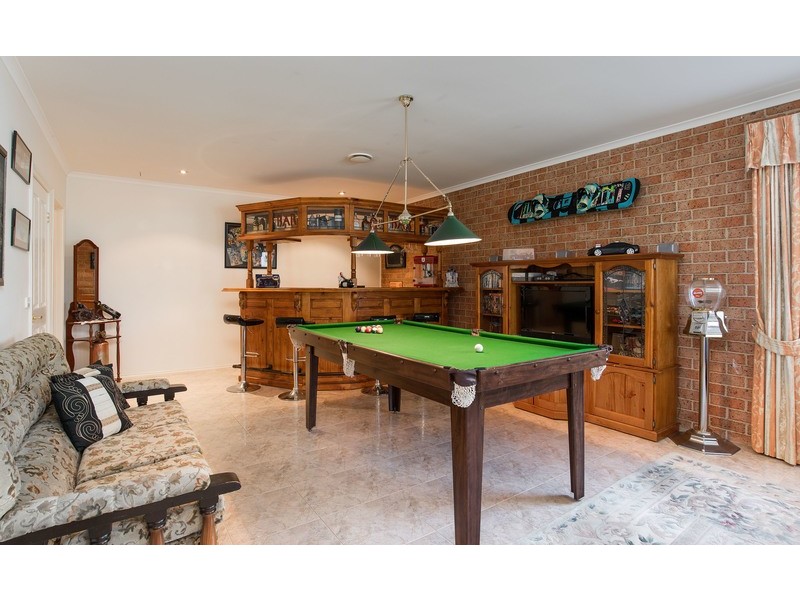 8 Parkview Terrace, Chirnside Park VIC 3116