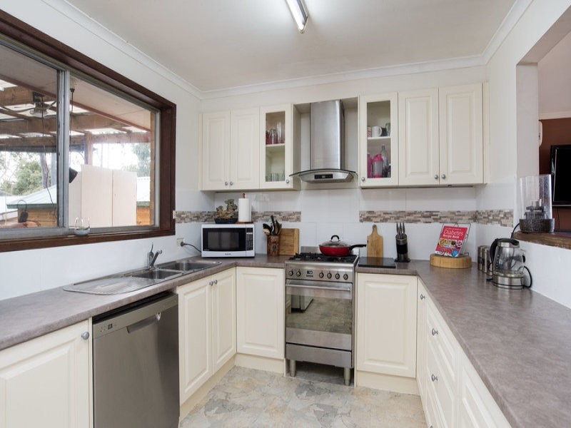 5 Orrong Road, Mooroolbark VIC 3138