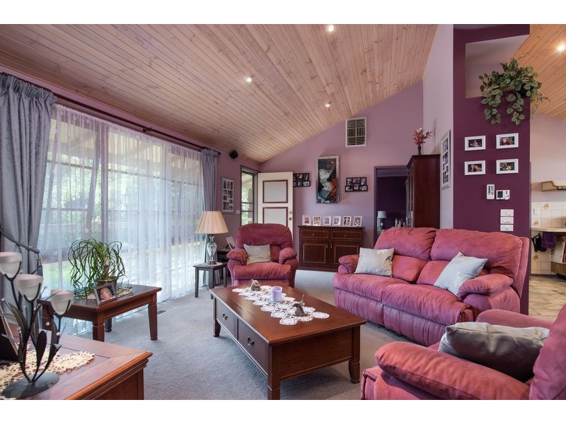 2 Keith Court, Wandin North VIC 3139