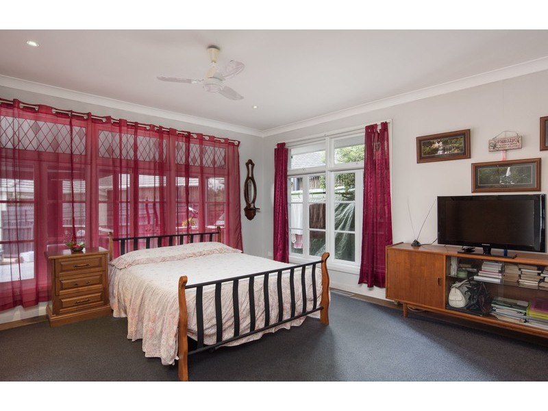 25 Scenic Avenue, Ringwood East VIC 3135