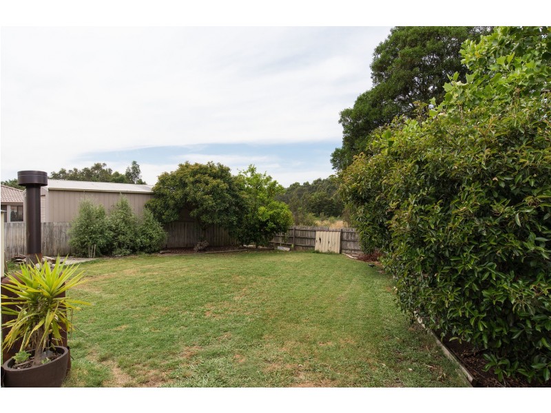 8 Lakeview Drive, Lilydale VIC 3140