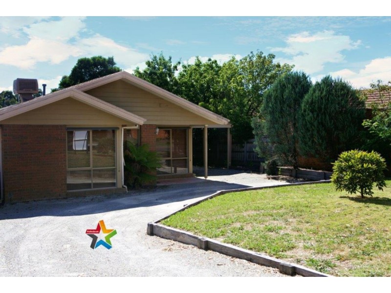 8 Lakeview Drive, Lilydale VIC 3140