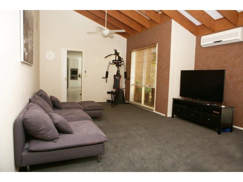 8 Lakeview Drive, Lilydale VIC 3140