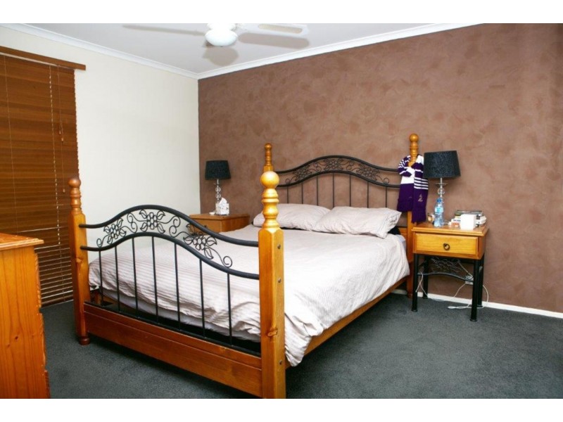 8 Lakeview Drive, Lilydale VIC 3140