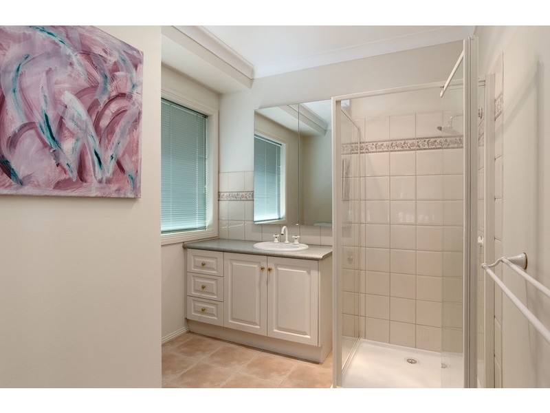 16 Shadi Rise, Yarra Glen VIC 3775