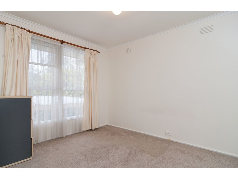 32 Dixon Avenue, Croydon VIC 3136