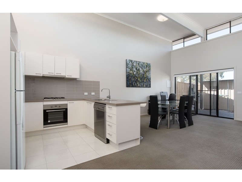 24 White Close, Lilydale VIC 3140