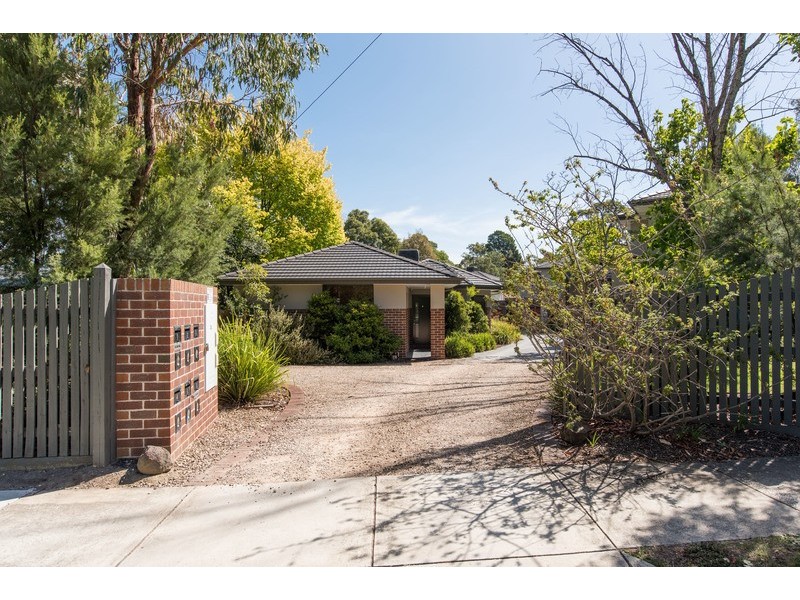 2/24 Pascoe Avenue, Croydon VIC 3136