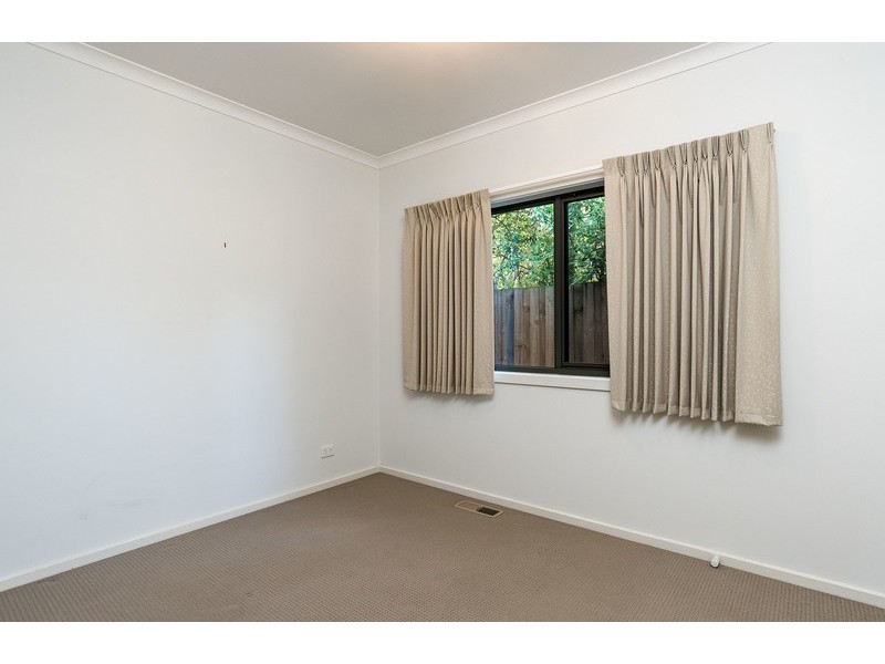 2/24 Pascoe Avenue, Croydon VIC 3136