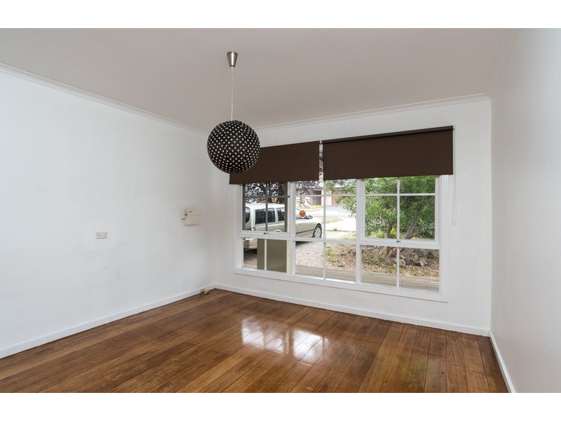 24 Sayle Street, Yarra Glen VIC 3775