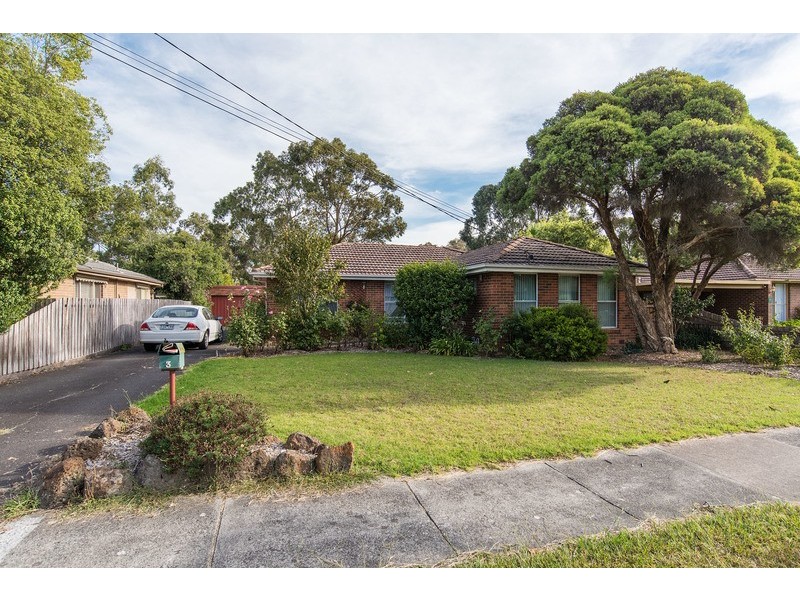 3 Larissa Court, Croydon VIC 3136