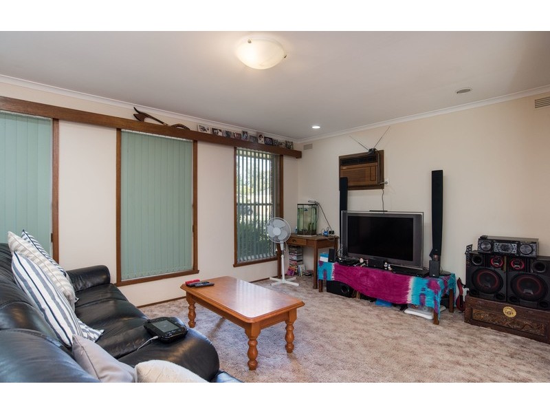 3 Larissa Court, Croydon VIC 3136