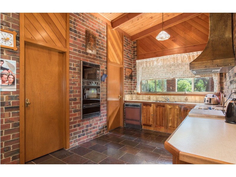 13 George Road, Healesville VIC 3777