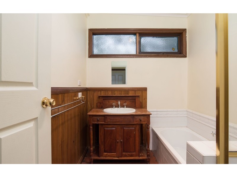 1/18 Beresford Road, Lilydale VIC 3140