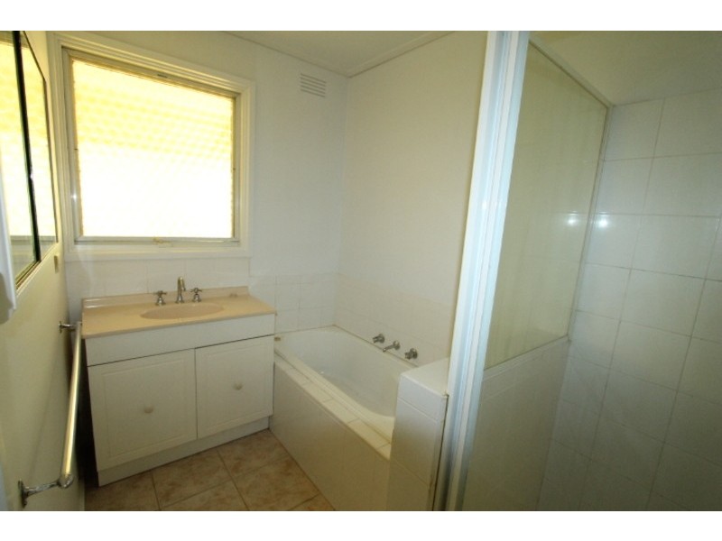 17a Durham Road, Kilsyth VIC 3137