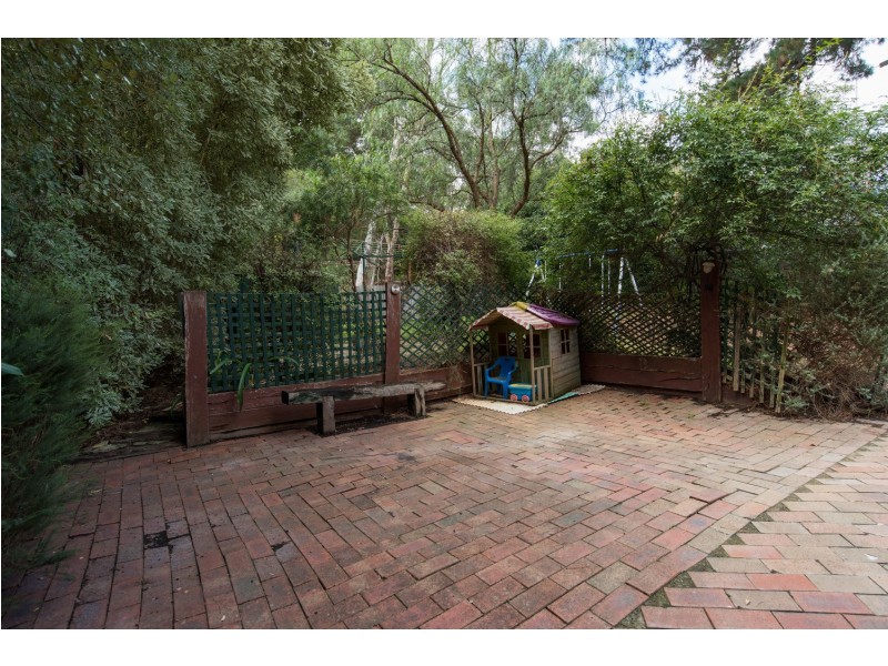 26 Bristol Crescent, Lilydale VIC 3140