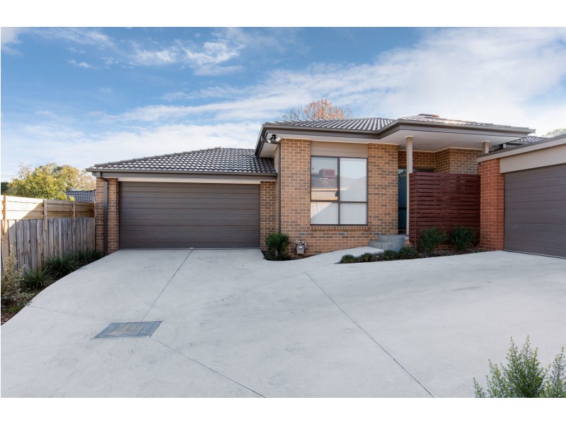 6a Carawa Street, Mooroolbark VIC 3138