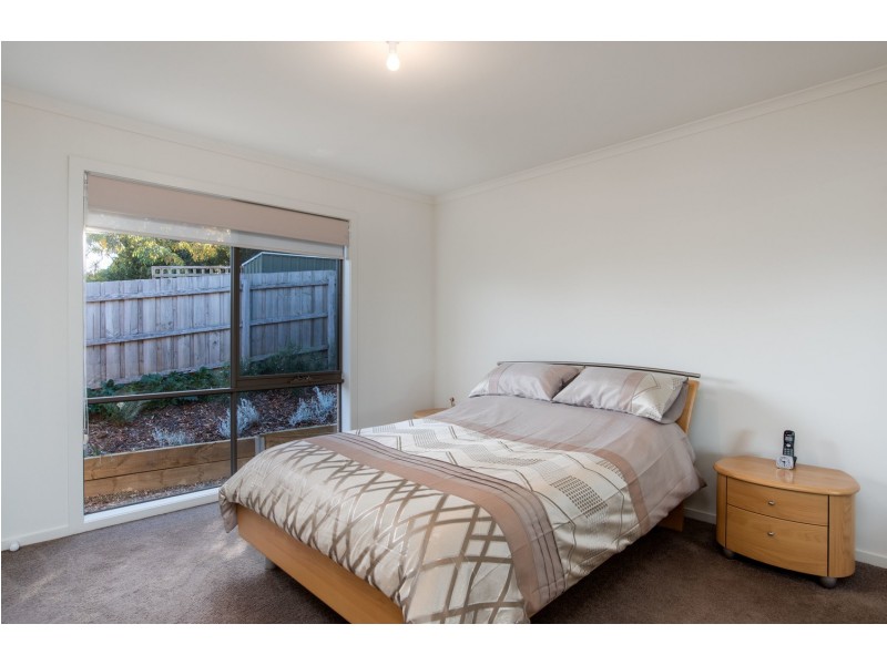 6a Carawa Street, Mooroolbark VIC 3138