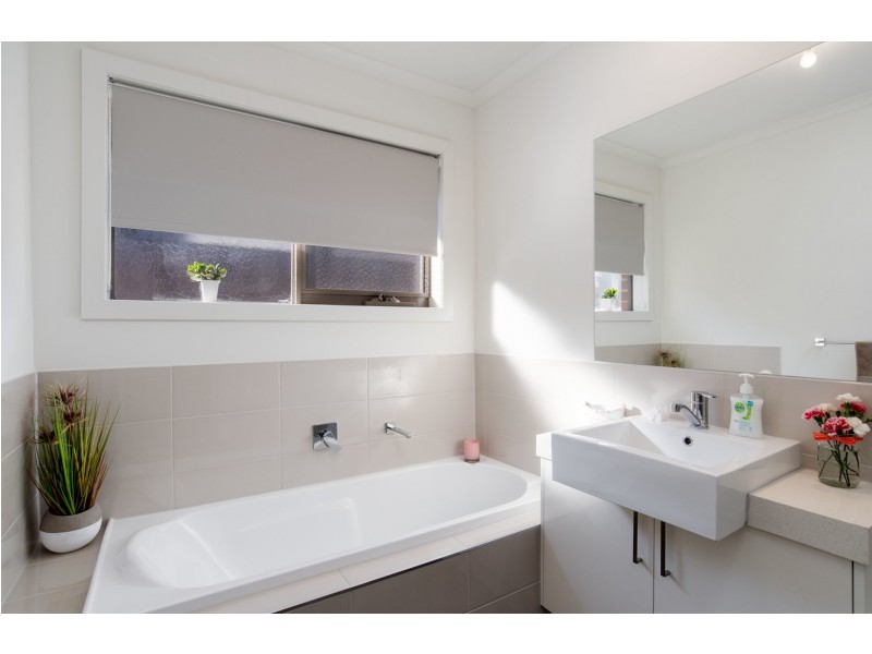 6a Carawa Street, Mooroolbark VIC 3138