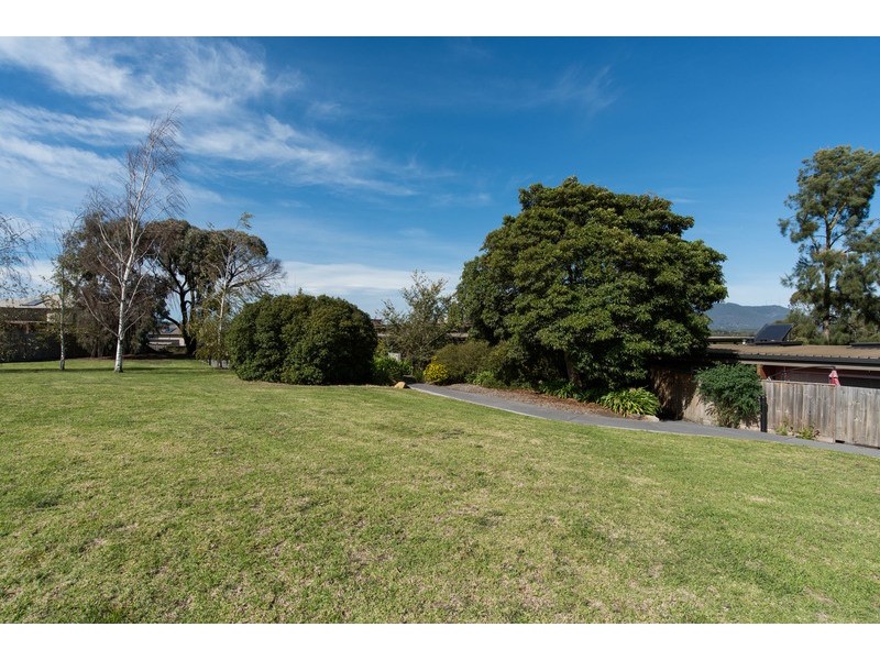 22 White Close, Lilydale VIC 3140