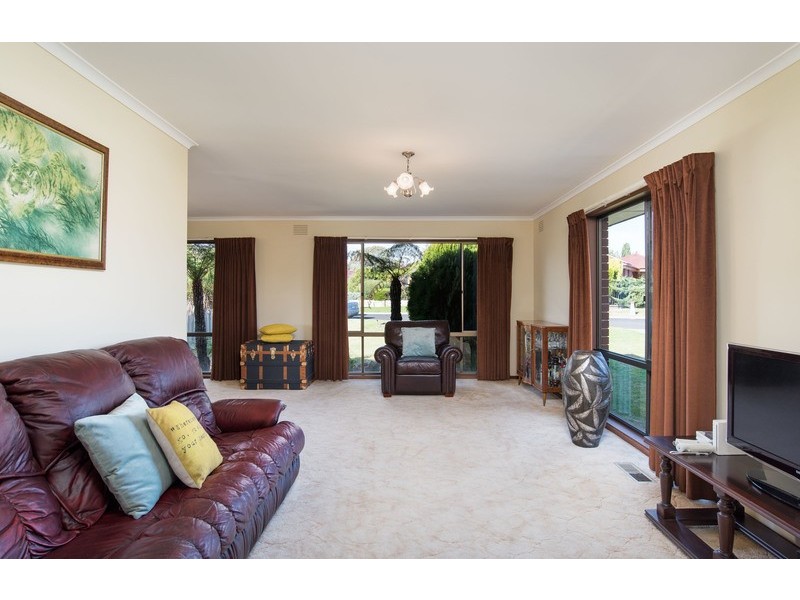 9 Celeste Court, Chirnside Park VIC 3116