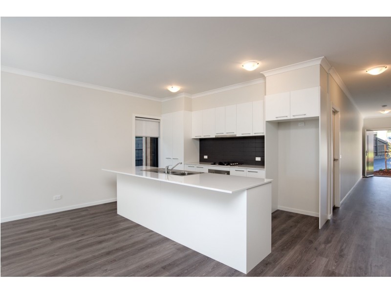 1/6 Cherylnne Crescent, Kilsyth VIC 3137