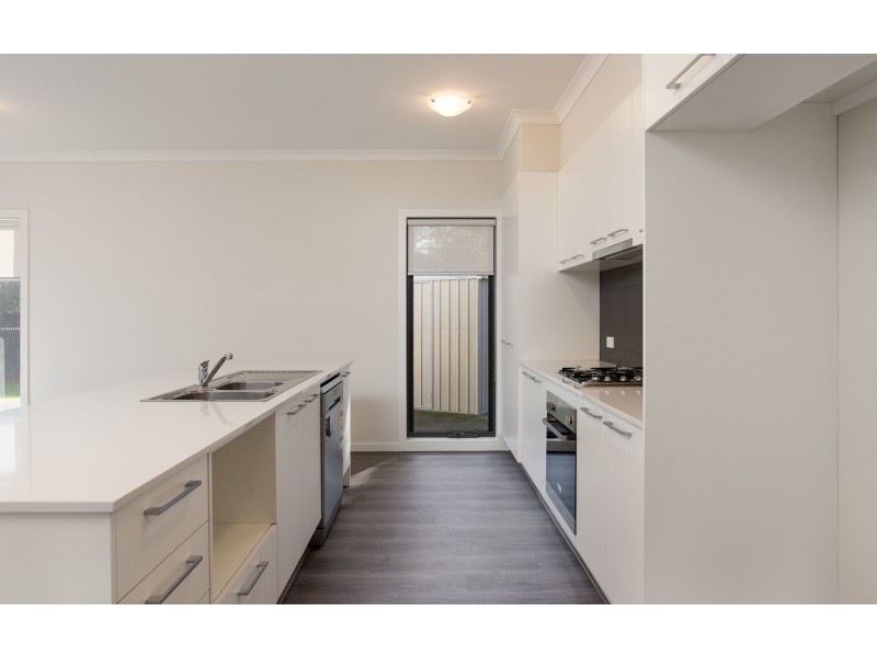 1/6 Cherylnne Crescent, Kilsyth VIC 3137