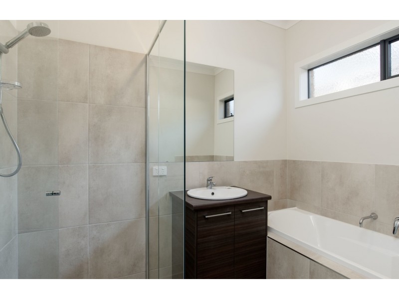 1/6 Cherylnne Crescent, Kilsyth VIC 3137
